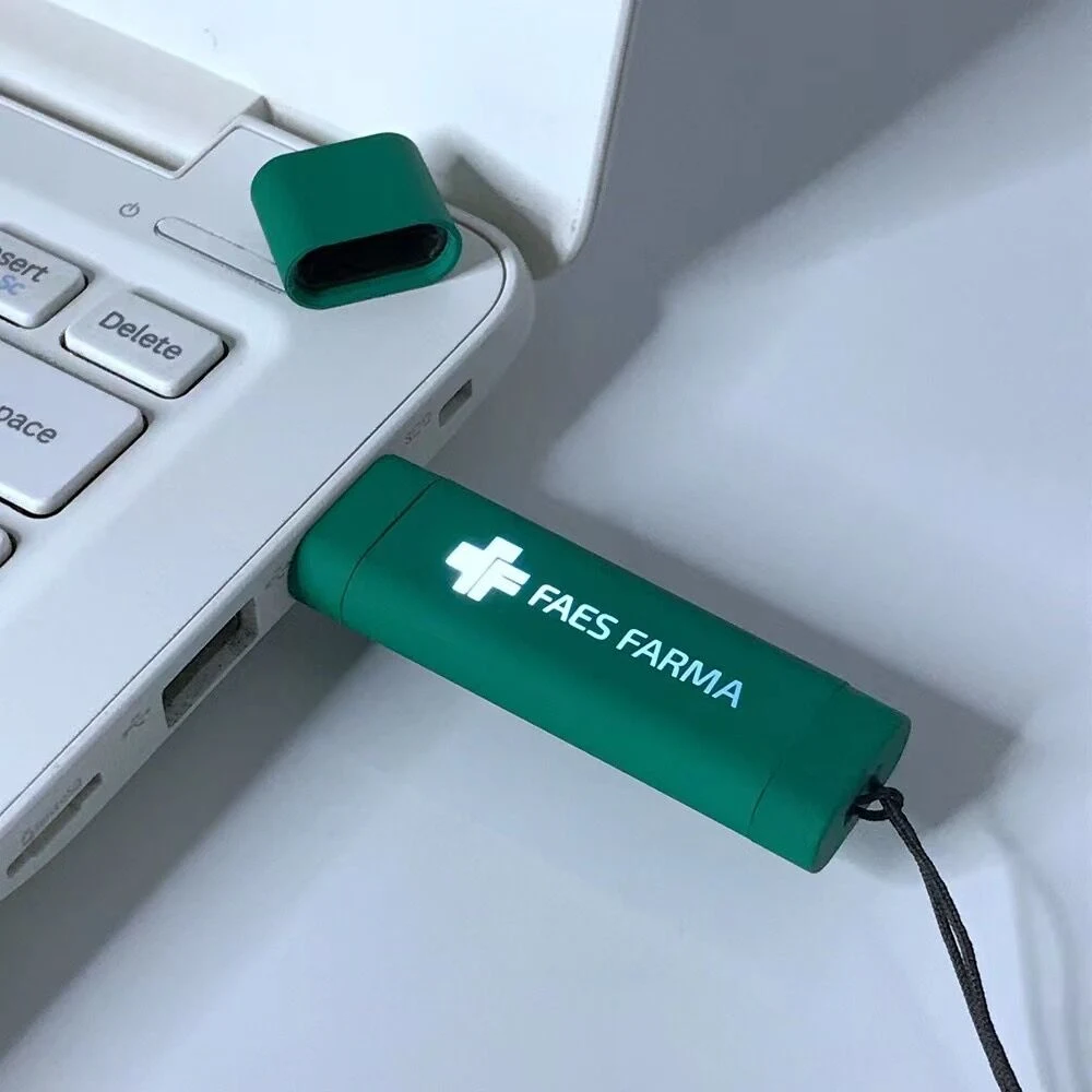 El logotipo de plástico de forma de encendedor LED se encienden una unidad flash USB 16g pen drive USB personalizado