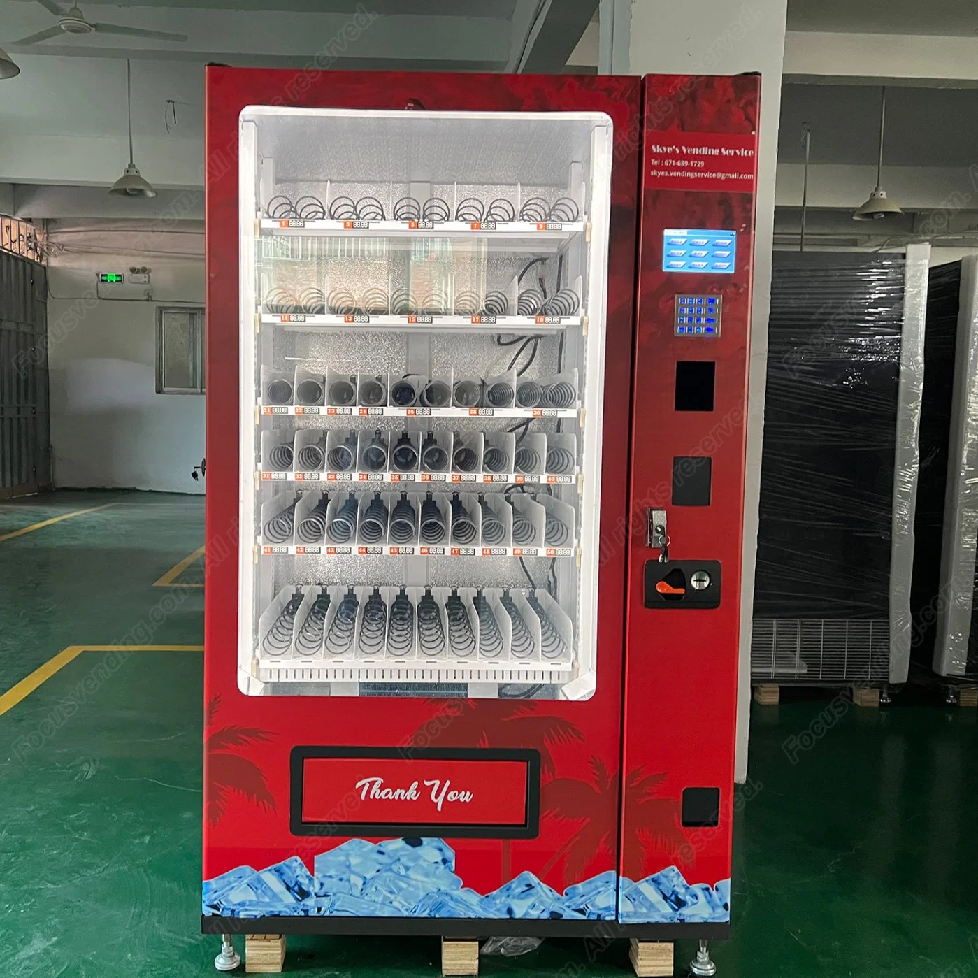 Refrigerated Automatic Food Vending Machine for Drinks and Snacks Accept Thailand Currency /Euro /Apple Pay /Qr Code