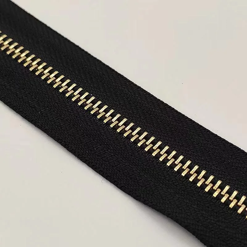 Factory Wholesale/Supplier 5# Long Chain Copper Material Antique Brass Metal Zipper Roll for Jean Bag