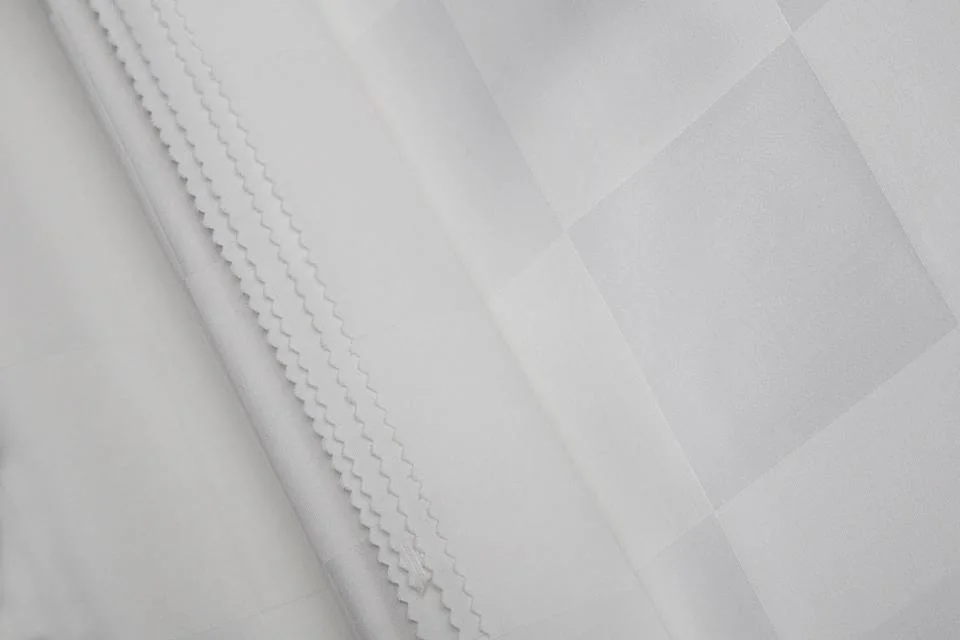 Home Textile Nonwoven 100% Cotton Bedding Fabric in Rolls