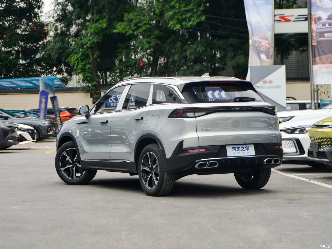 2023 20% de desconto China combustível de alta qualidade Pequim 0km uesd SUV urbano