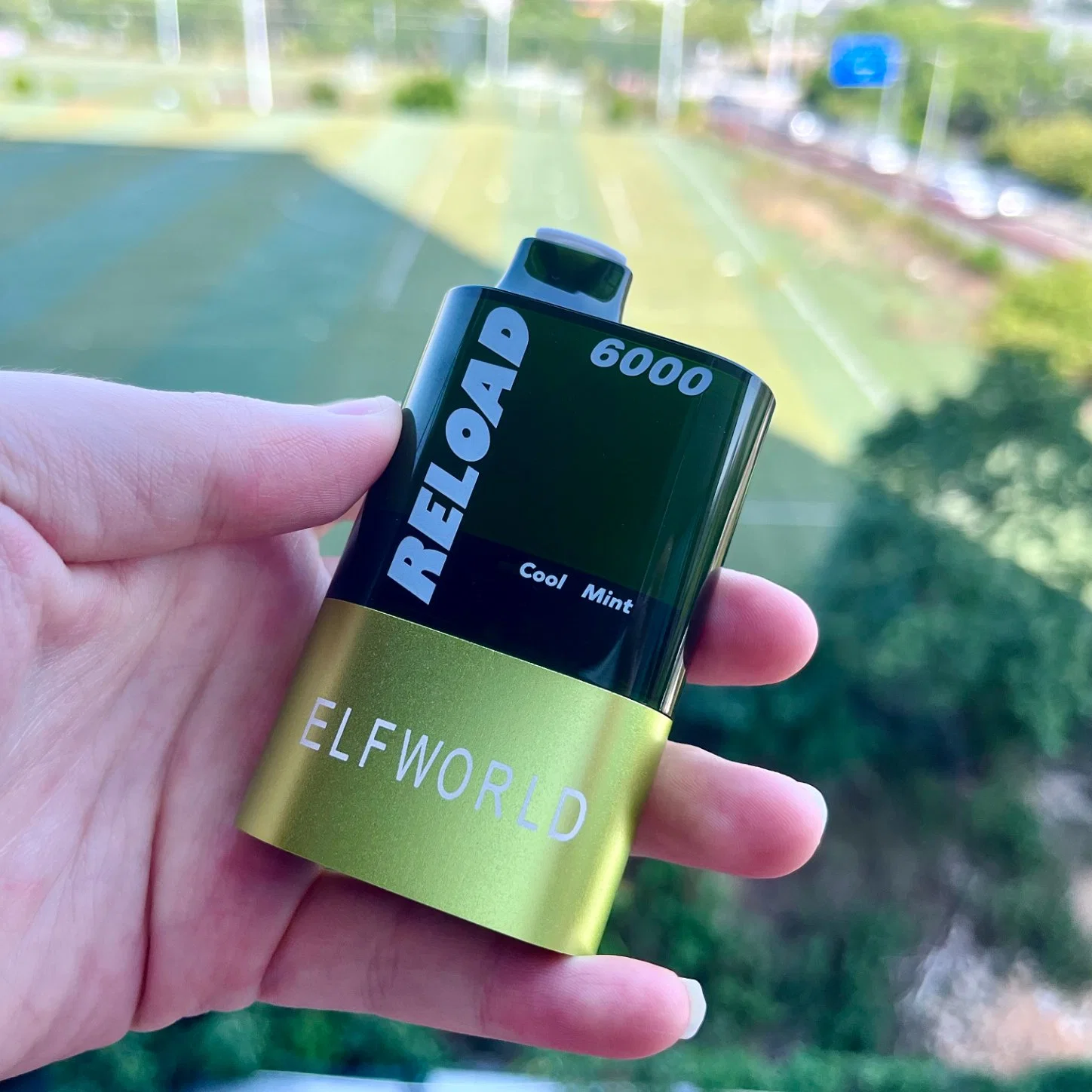 Elfworld إعادة تحميل 6000 أطواق قابلة لإعادة الشحن Vape Kit Elfworld إعادة تحميل 6000 باور تم استبدالها مسبقًا ببودز تدخين التبخر الكبير Vapor