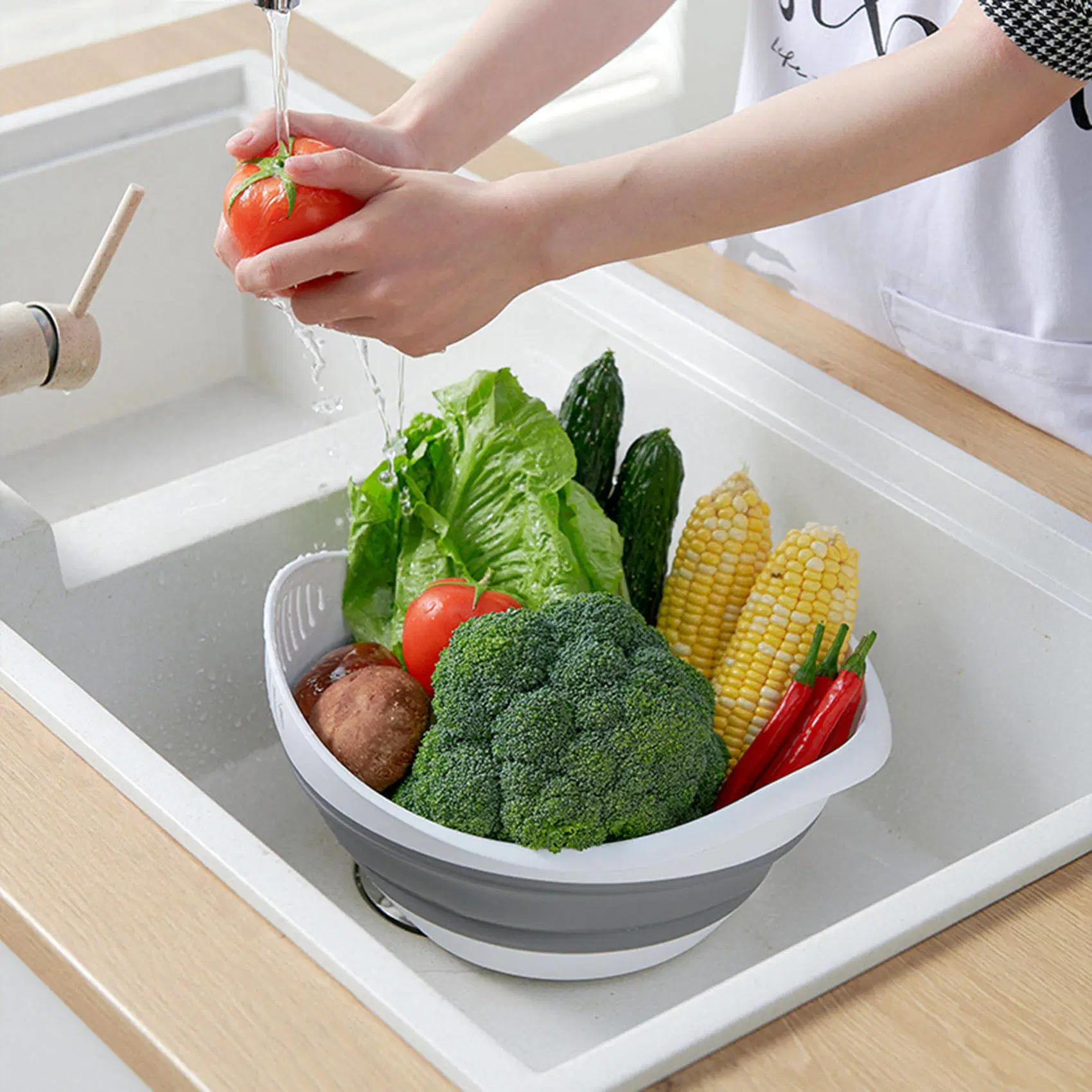 Double-Layer Drain Basket Fruit and Vegetable Multi-Purpose Plastic Basket