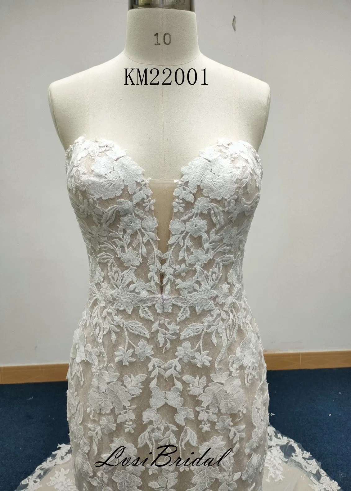 22001 Sweetheart Neckline Lace Wedding Dress America Eropean Style with 68 Train Mermaid Skirt Ivory-Camel