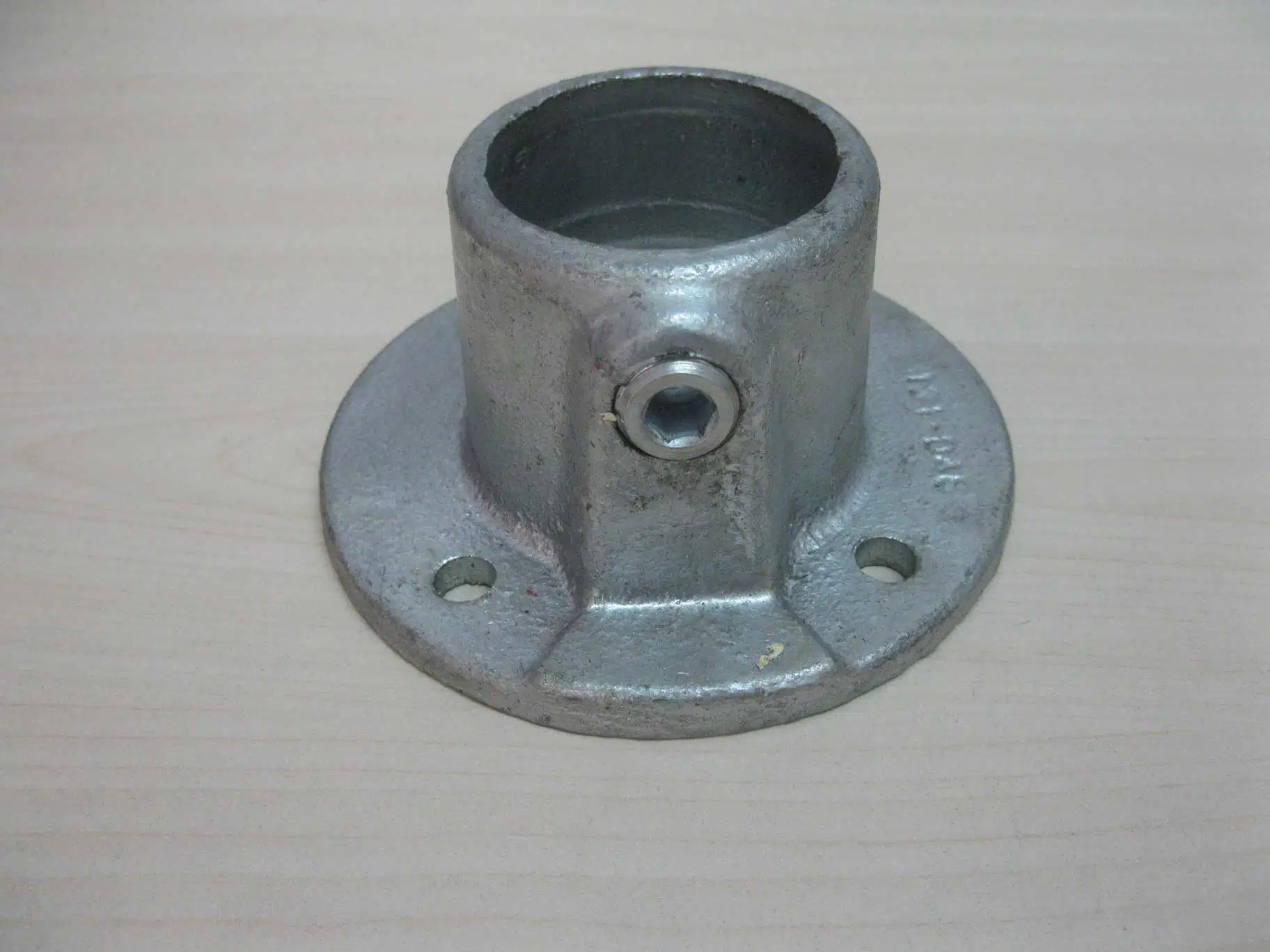 Pipe Clamp Fittings with Black or Galvanized Surface