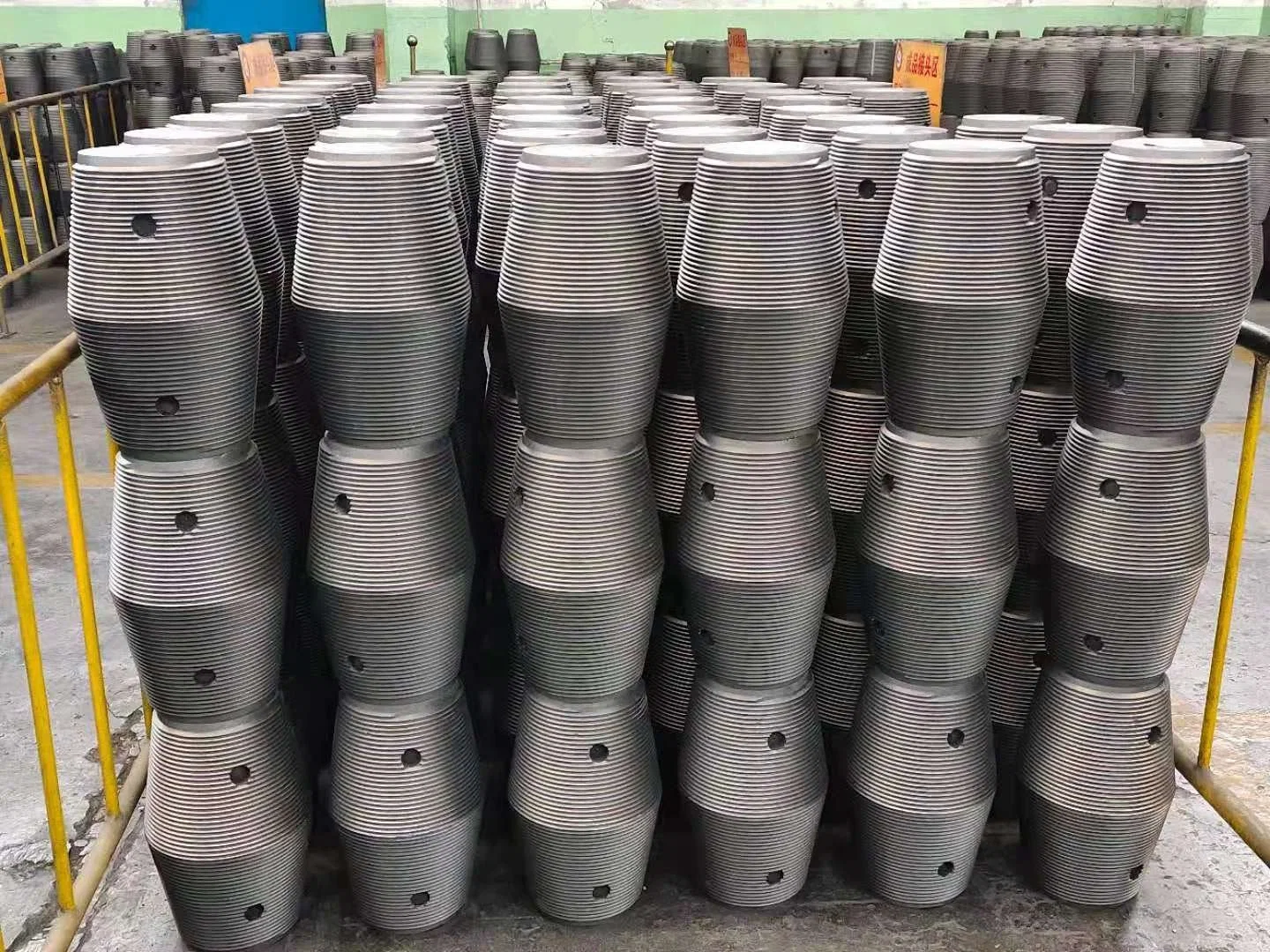 UHP 600 mm Ultra High Power Graphite Electrodes for Eaf Melting Low Ash