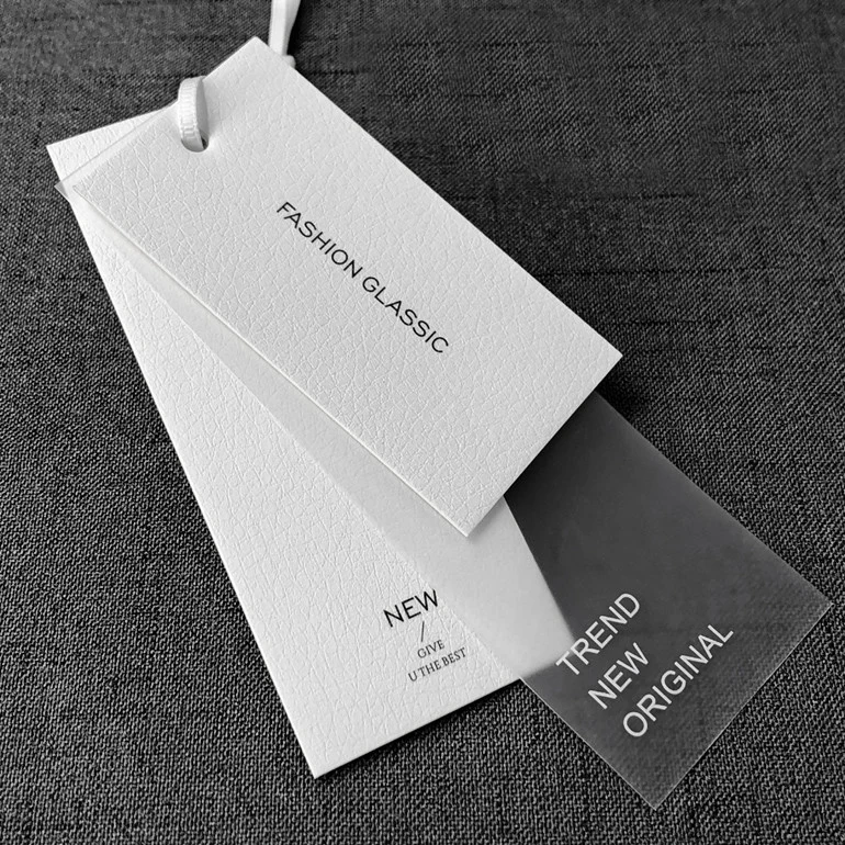 Mayorista/Proveedor Moda personalizada PVC papel ropa Hang Tags Marca logotipo Etiquetas colgantes