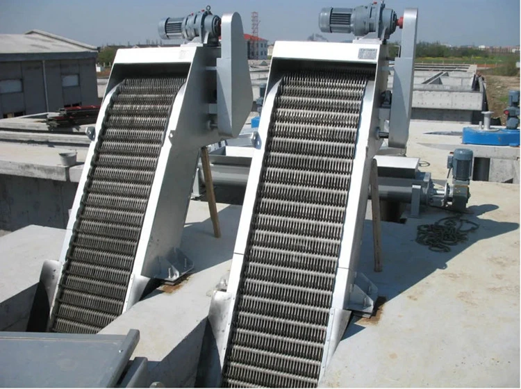 China Supply Bar Screen Wastewater Treatment Plant Catenary Rotary Mechanical Trash Rake Bar Screen Wholesale/Supplier