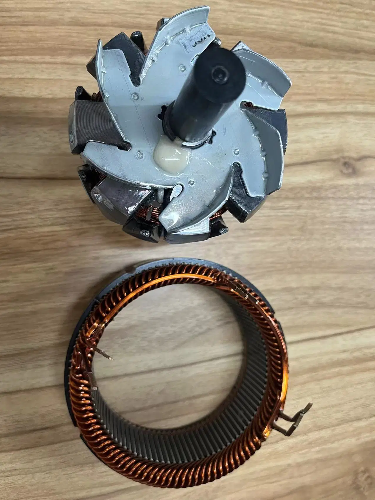 Tnhp128hat Haripin Stator 12V 240A 128od 110ID para Auto Electric Sistema