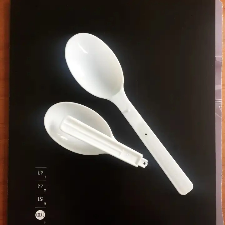 Custom Foldable Disposable Plastic Spoon Fruit Cake Salad Spoon Plastic Cutlery