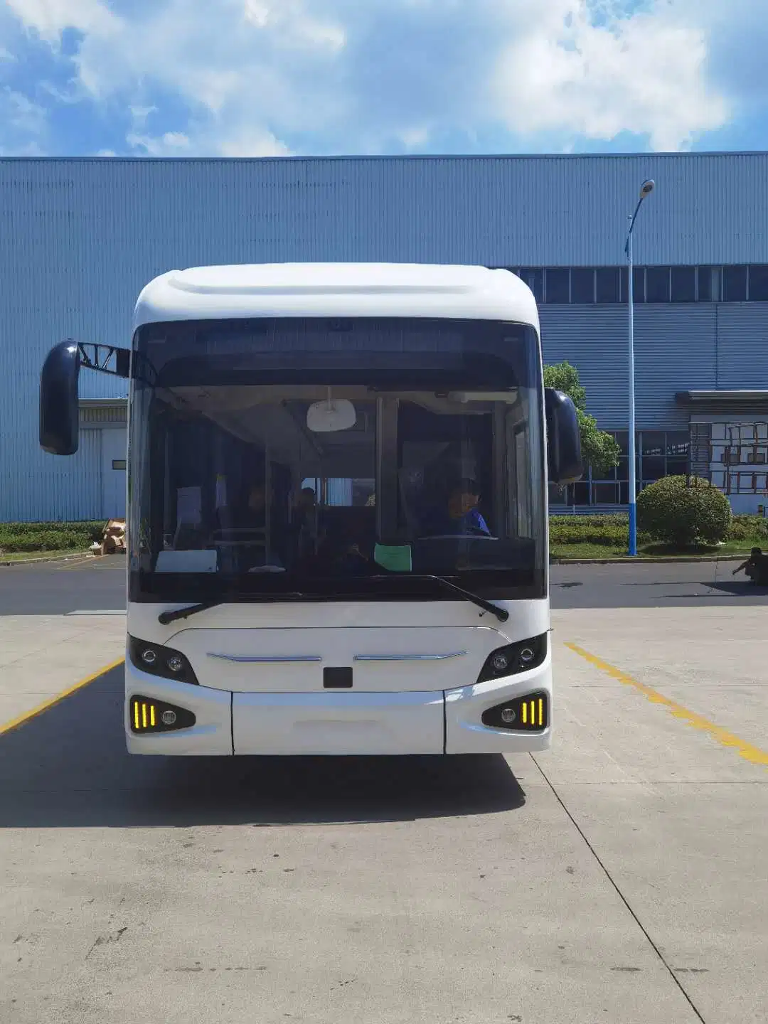 Asiastar 12-Meter EV Bus Pure Electric City Bus with ECE Wvta Certification