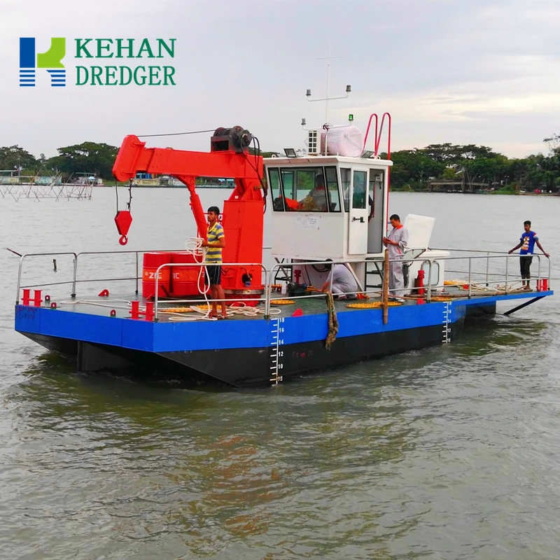 Multipurpose Work Ships Carry Fresh Water From The Sea