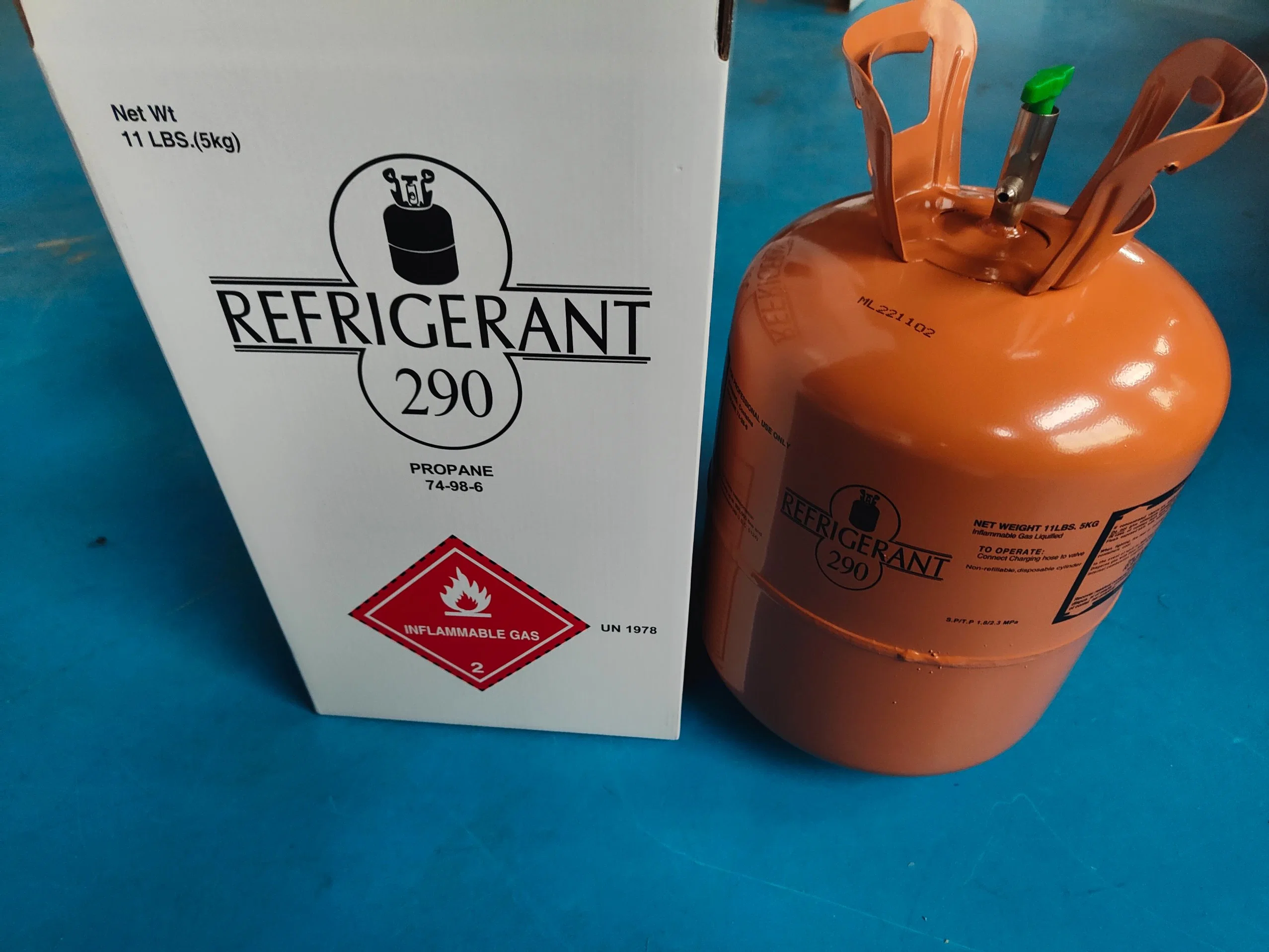 Factory Low Price Environment Friendly Refrigerant Gas R134A R404 R410 R404