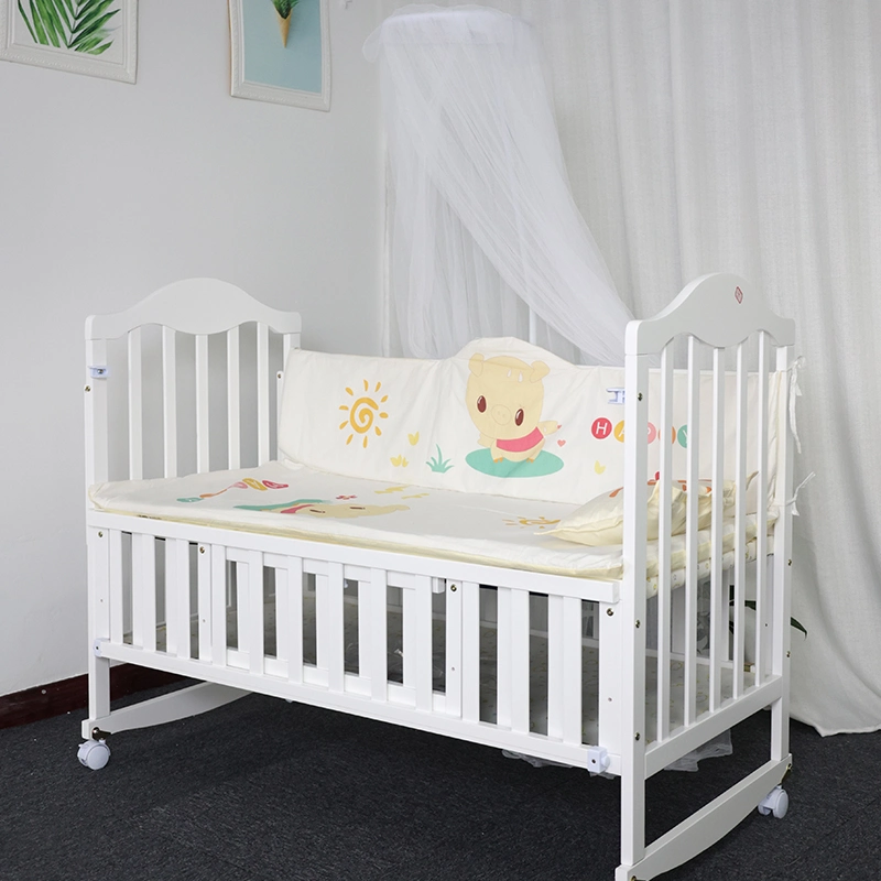 Pine White Color Wooden Material Baby Cot Bed Models /Bed Can Extendable