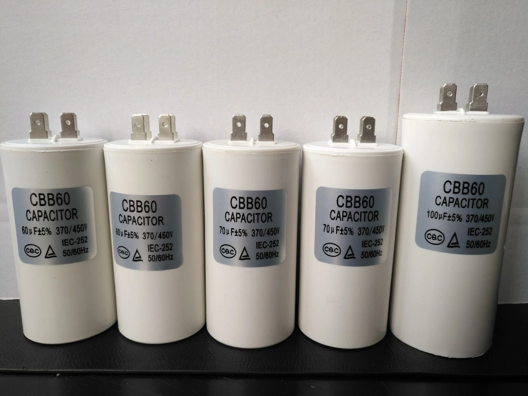 CD60 Motor Start Capacitor for Air Conditioner and Freezer