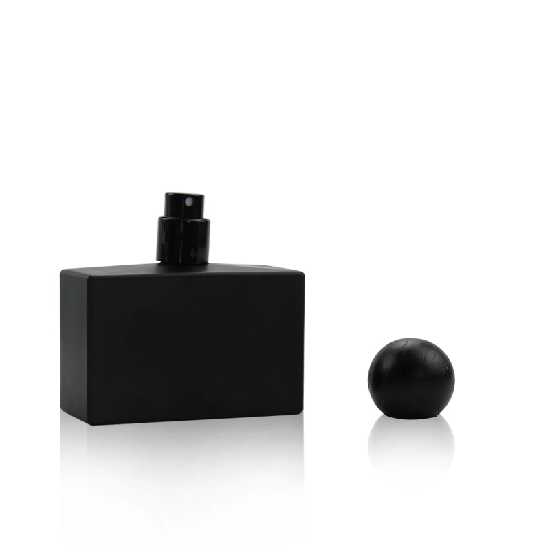 Factory Price Luxury Empty 50ml Black Glass Spray Bottle for Perfume Fragrance Square Perfume Bottle