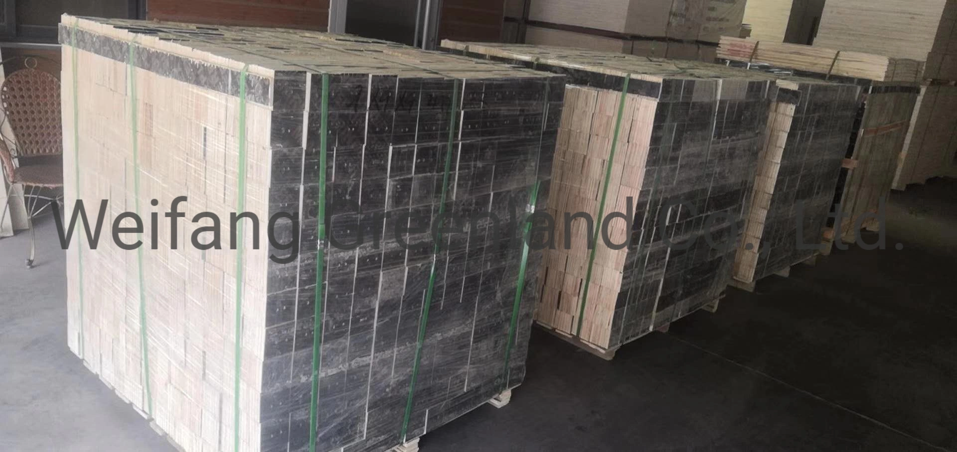 Poplar Wood, Hardwood, Packing Grade Plywood with Various Sizes and Thickness