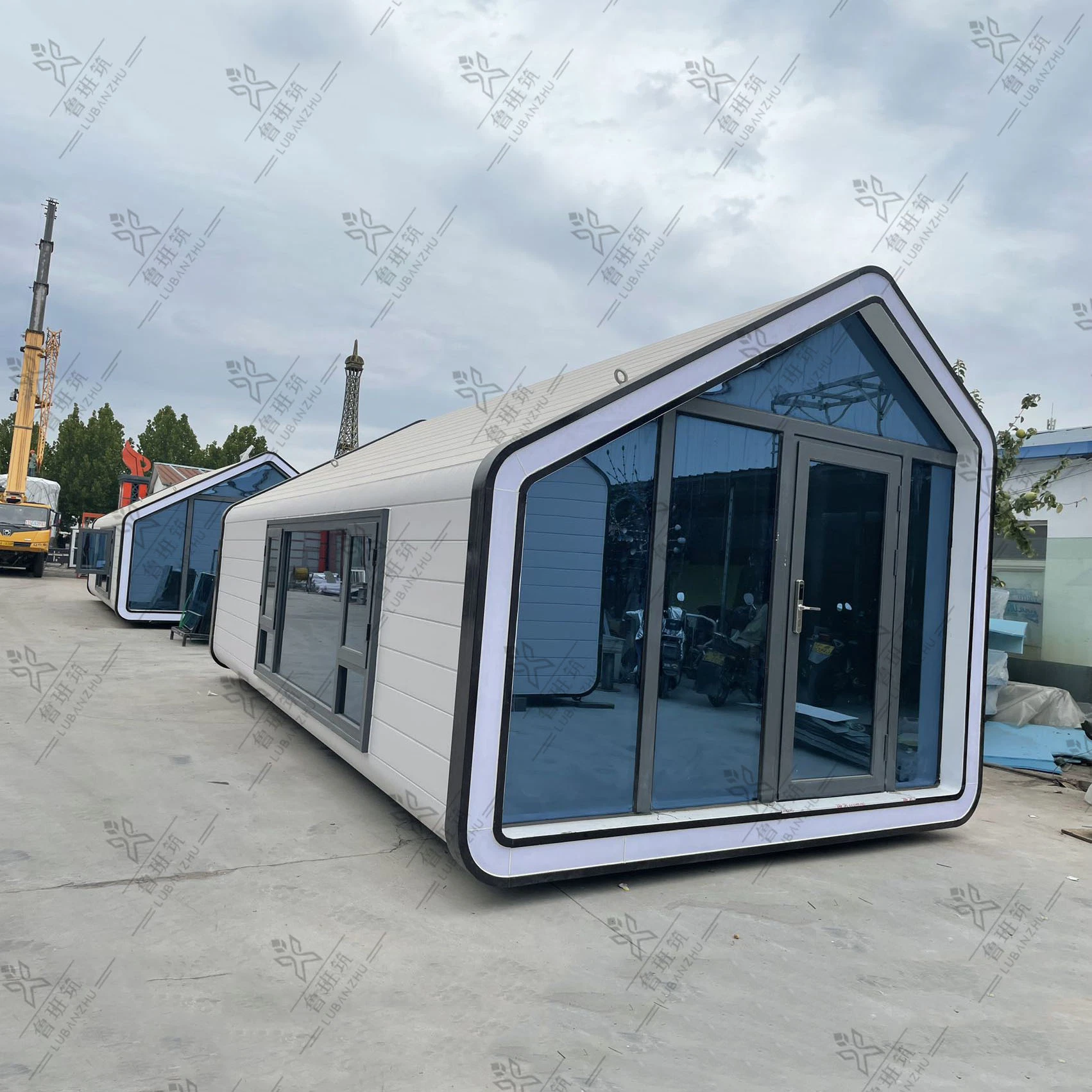 Container House 20FT Floor Plan Factory Container House with Water and Electricity Modular Container Homes 40FT Luxury House