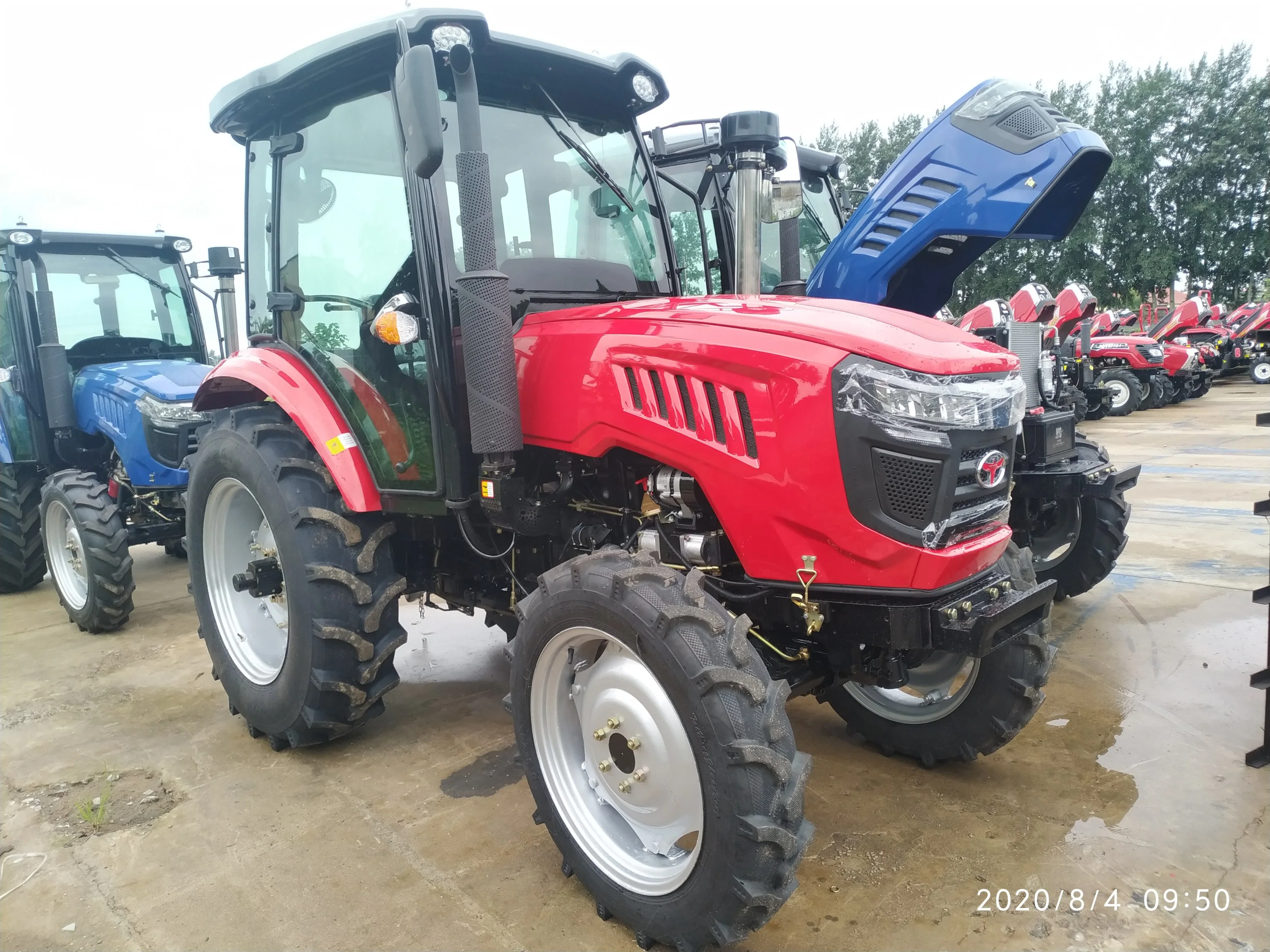 Fabriqué en Chine 100HP de roue 4 RM moteur Diesel à pied les tracteurs de ferme avec le chargeur de timon