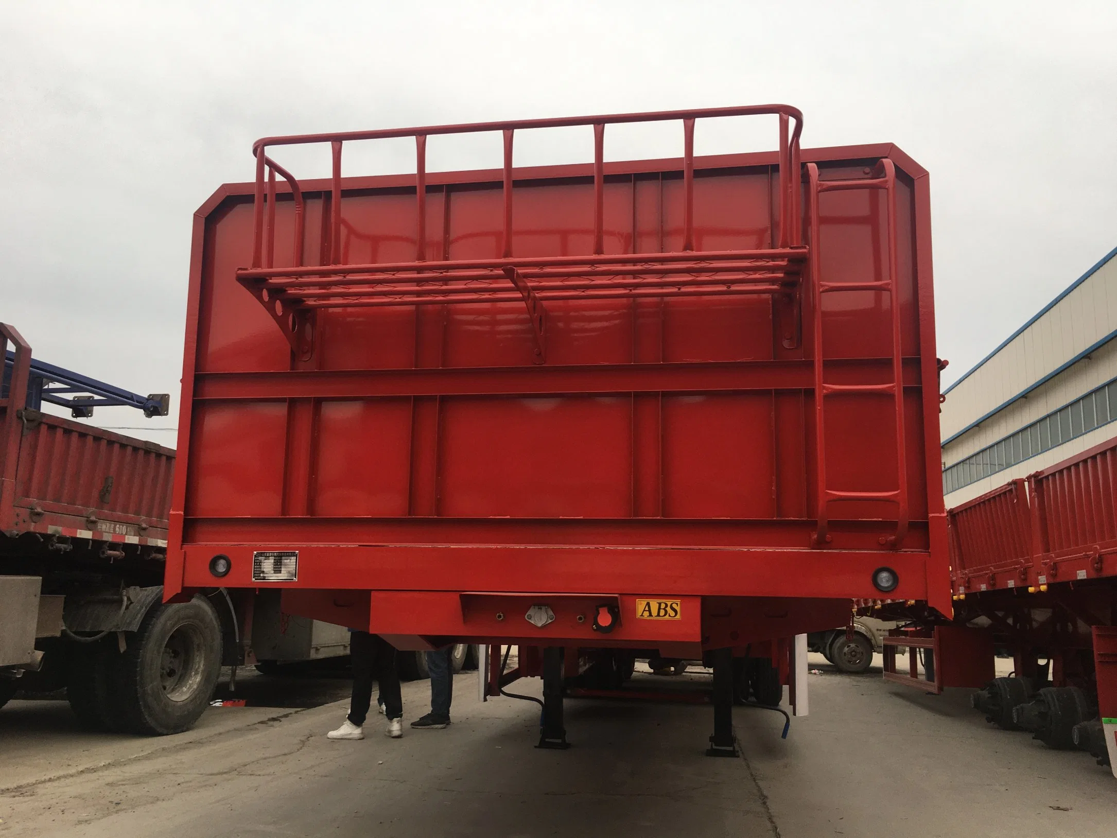 Industry Leader Sells Flatbed Semi-Trailers at Factory Prices, High-Quality Made in China