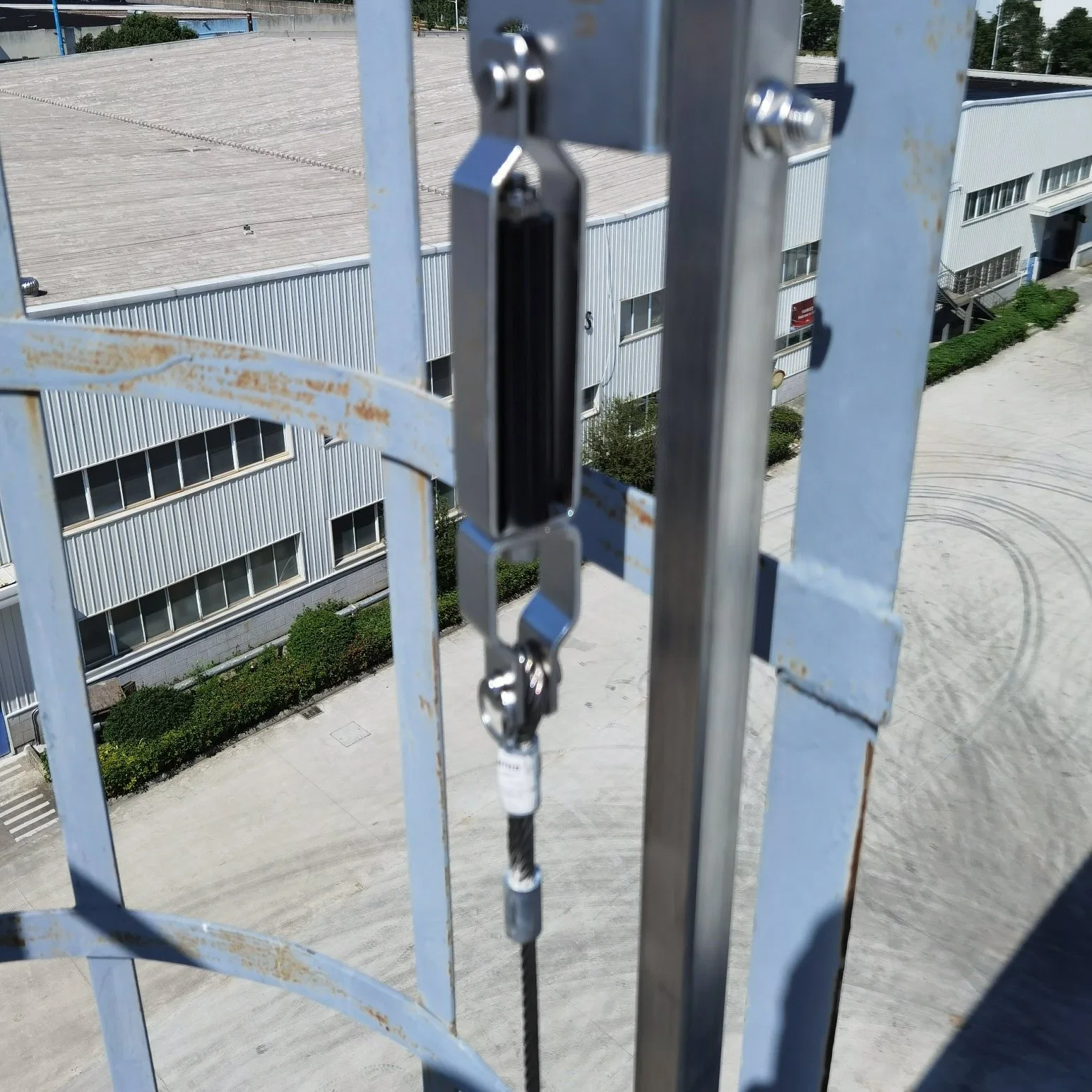 Fall Arresters Systems Retractable Fall Arrester for Telecom Tower Installation