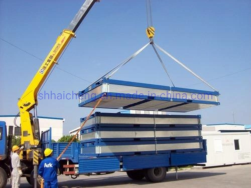 Modernes Container-Haus mit hölzerner Außenwandverkleidung (shs-fp-accommodation014)