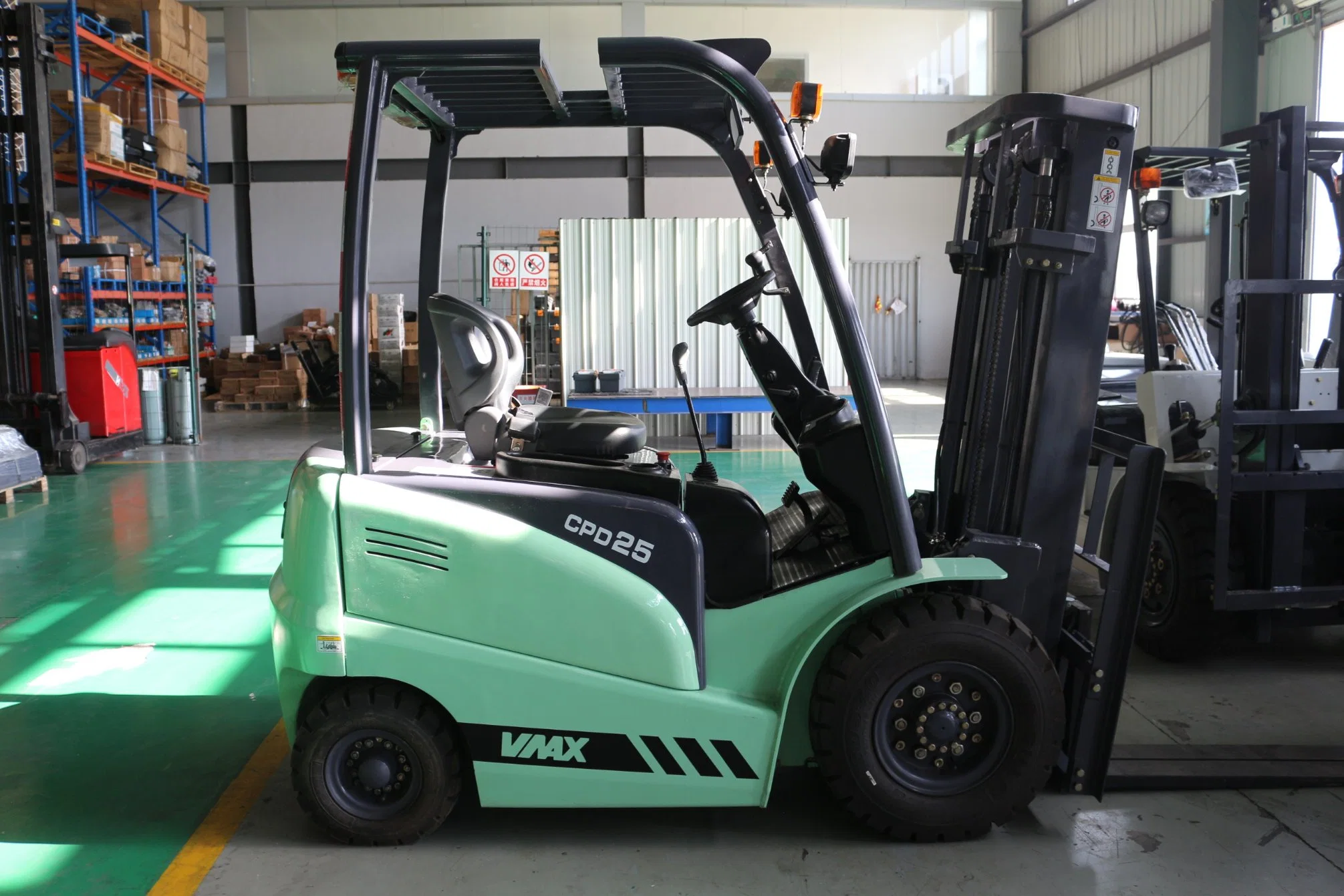 Cpd25 Green Colour 2.5 Ton Battery 48V Electric Forklift