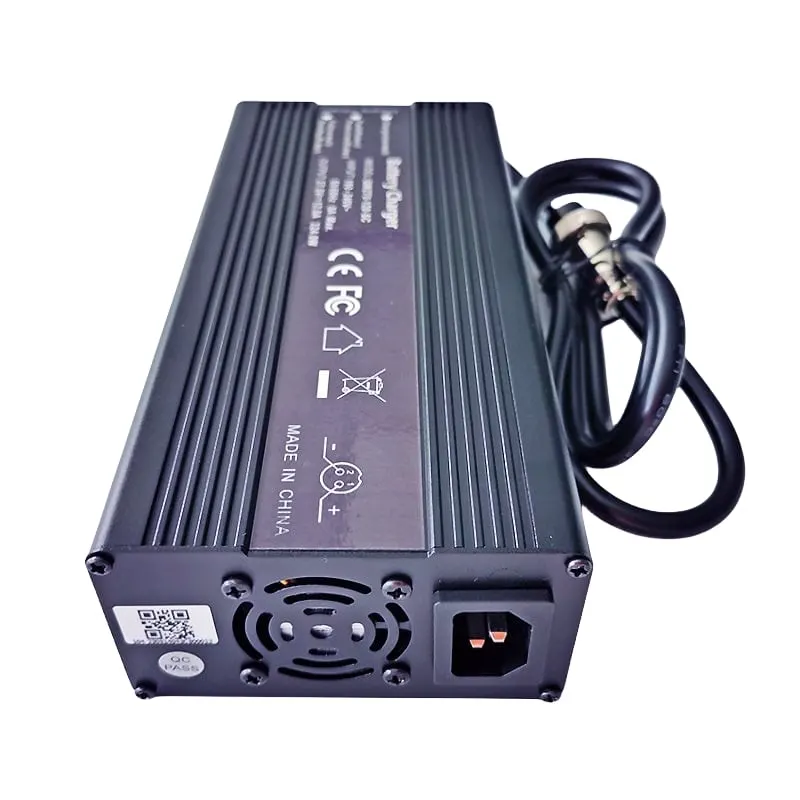 Vente directe en usine DC 14,4 V 14,6 V 25 a 600 W chargeur pour batterie lifepo4 4s 12 V 12,8 V avec PFC