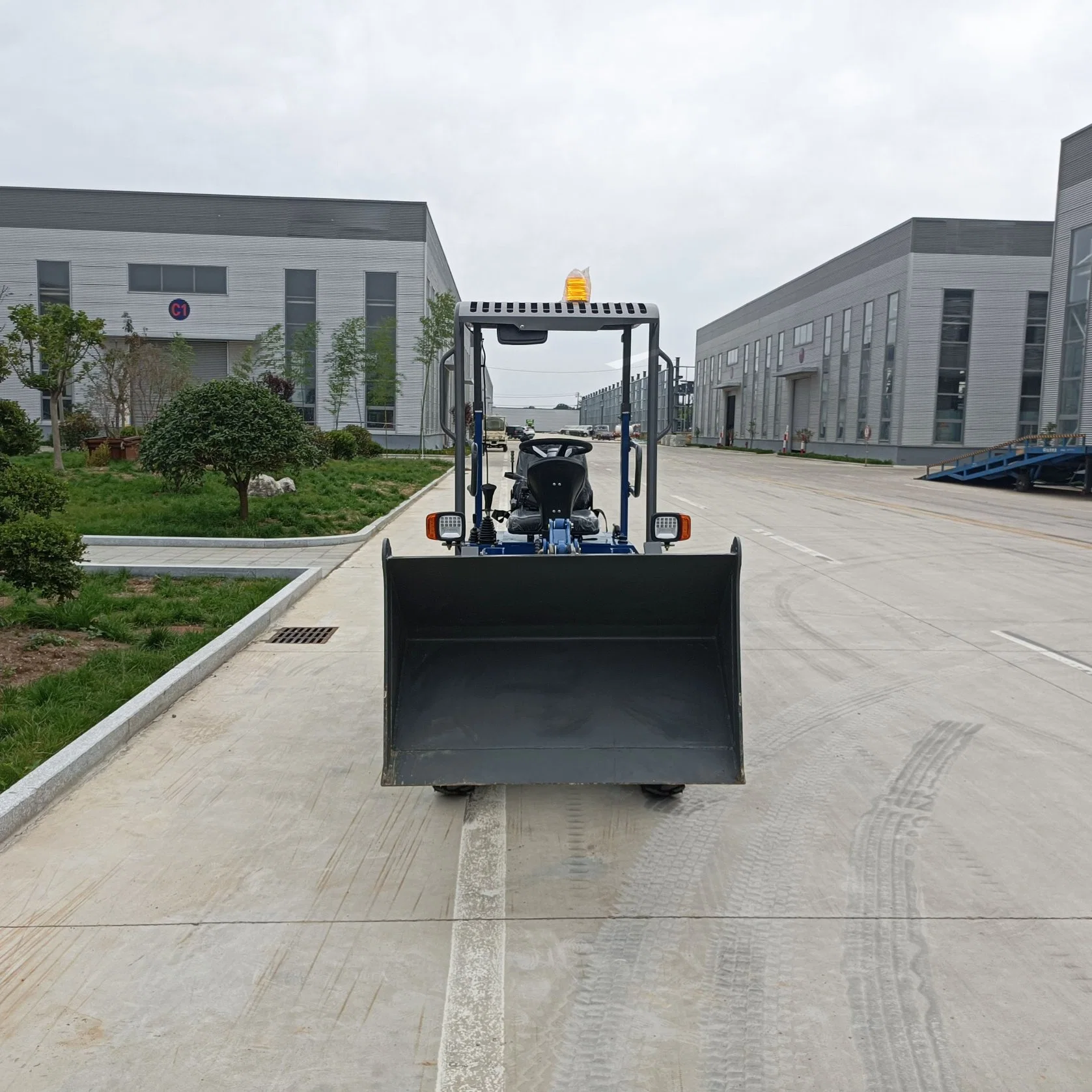 Hot Sale Chinese Factory Quiet Electric Mini Loader