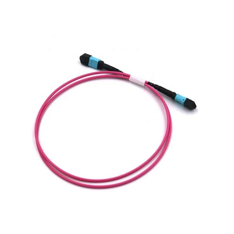 Vente à chaud fibres MPO à MPO 12 OM4 Type 50/125um B câble optique multimode LSZH