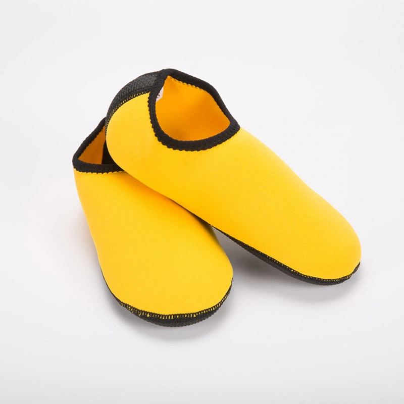 Wholesale China Manufacturer Sport Beach Sock Custom Logo Water Shoes Neoprene for Men Women