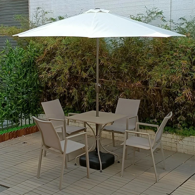 Heißer Verkauf Moderner Eisen-Rückensessel Outdoor-Tisch Freizeit Garten Rattan-Patio-Set Möbel-Set Mit Esstisch Und Kaffee Und Stühle Sets mit 4 Sitzer