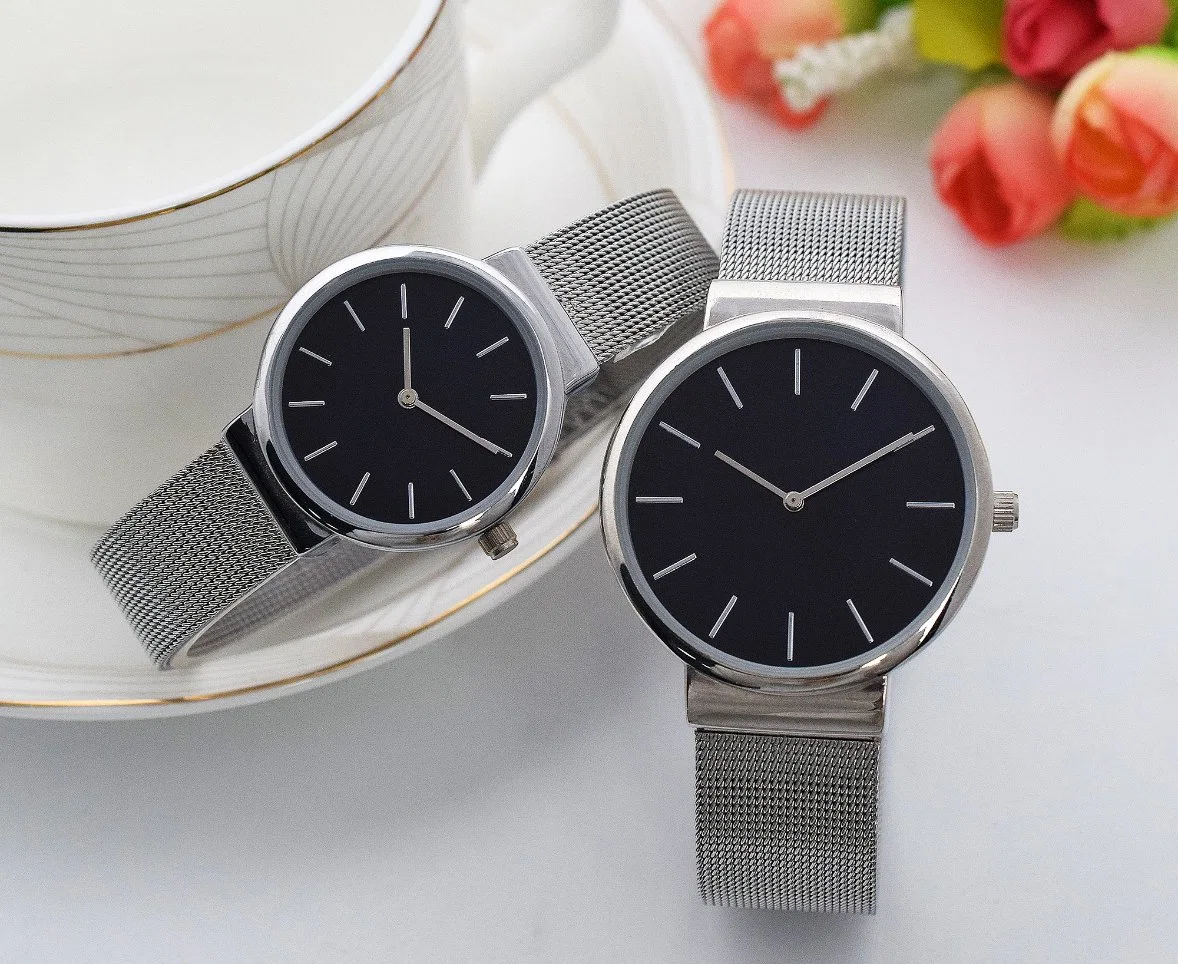 Customized Quartz Couple Watch Steel Watch Factory Cheap Watch