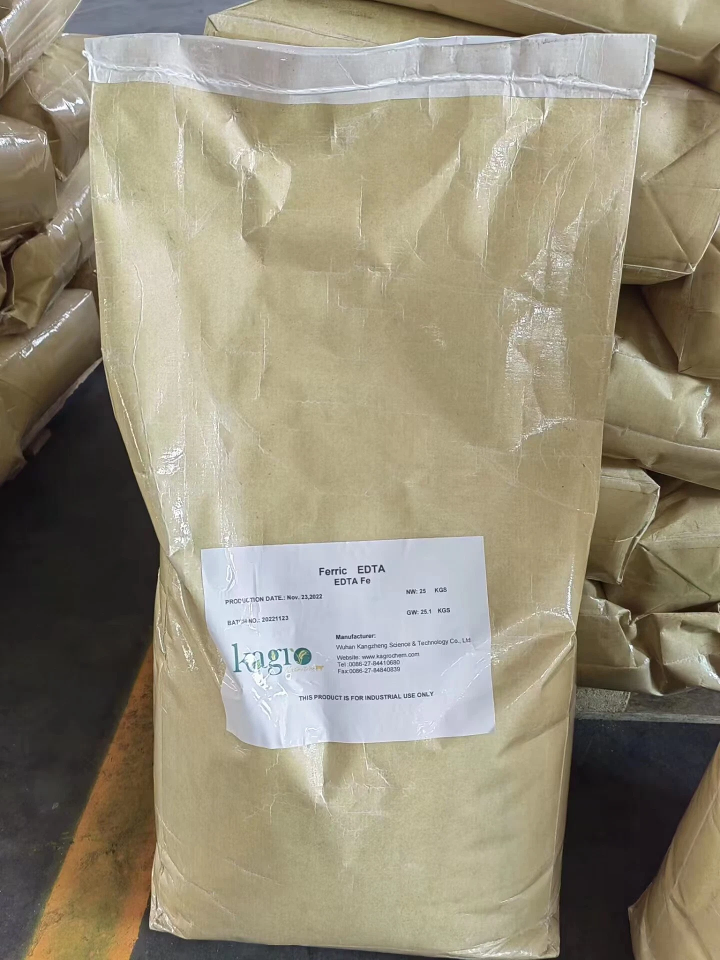 Manufacturer Supplu EDTA Cu 15% Chelated Fertilizer