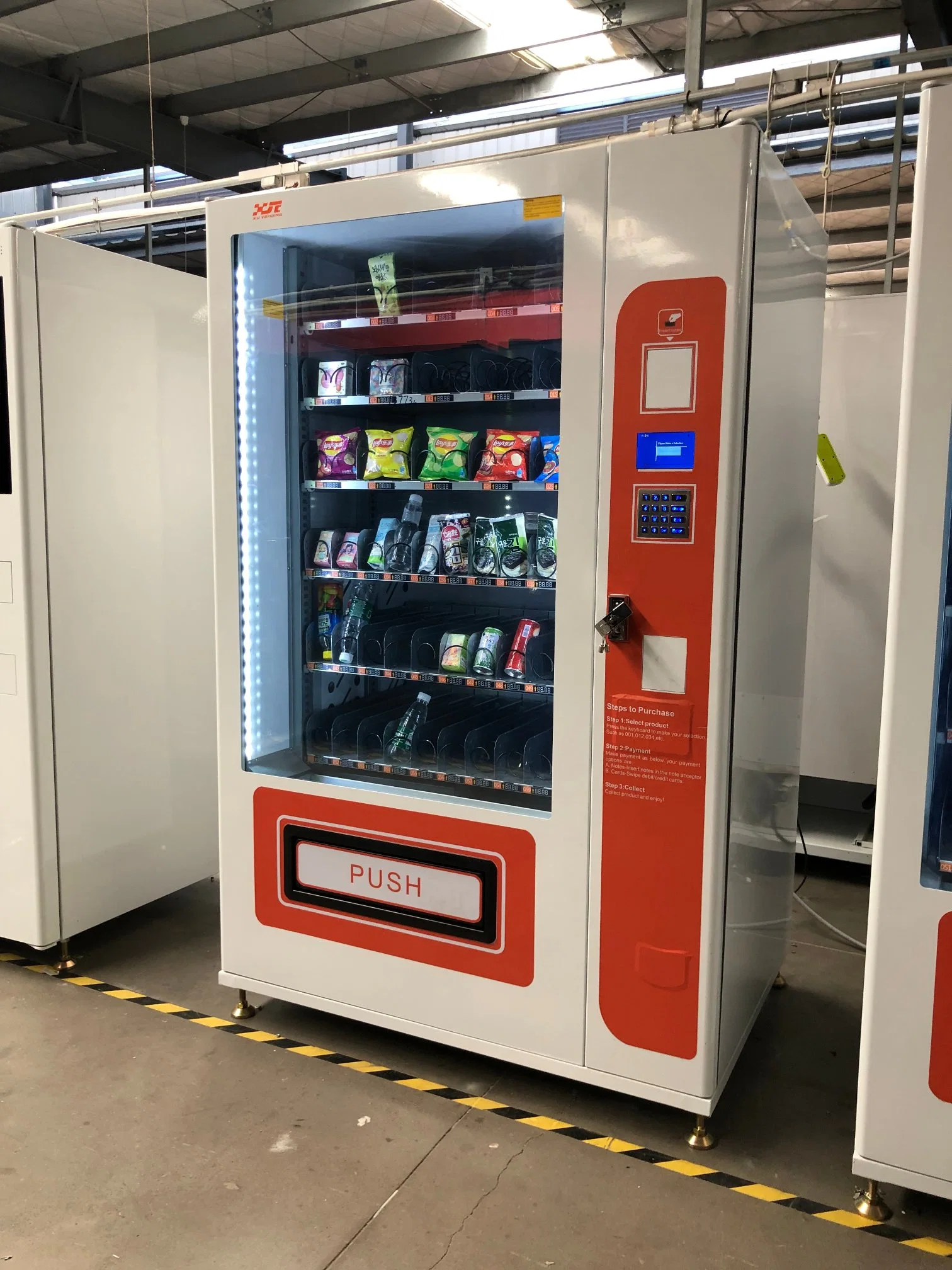 Snack y bebidas de máquina expendedora combinada con el sistema de refrigeración para el Ringgit de Malasia