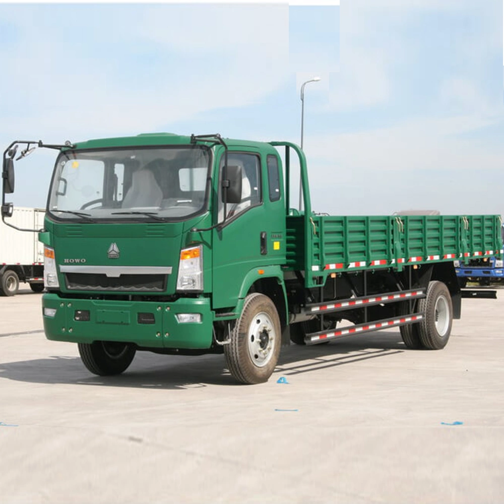 Sinotruck HOWO Dongfeng Jmc 4X2 4X4 5tons Cargo Light Mini Pickup Truck Price