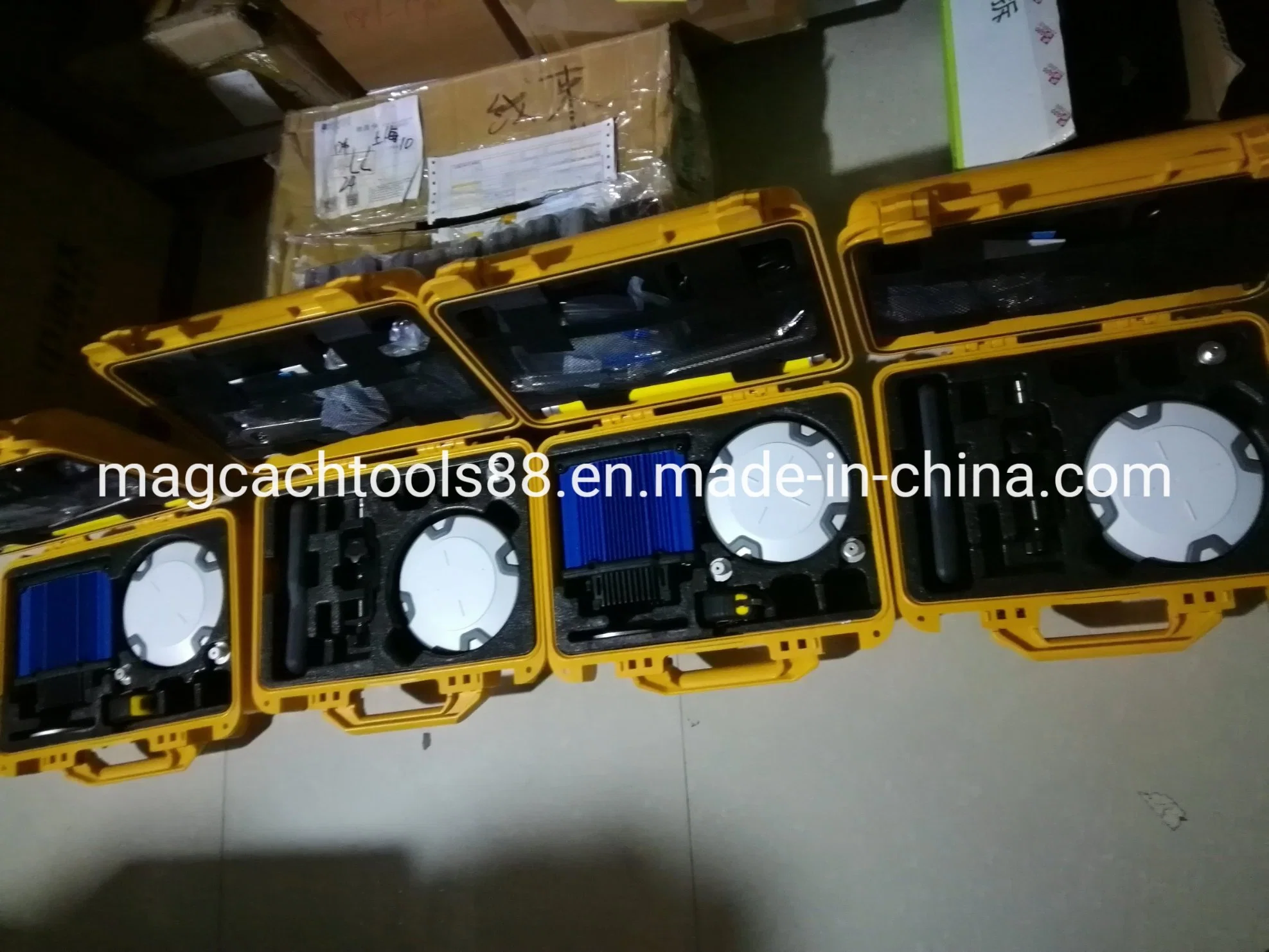 Hi Target Rtk GPS V90 China Brand Hi Target Rtk GPS with Trimble Main Board