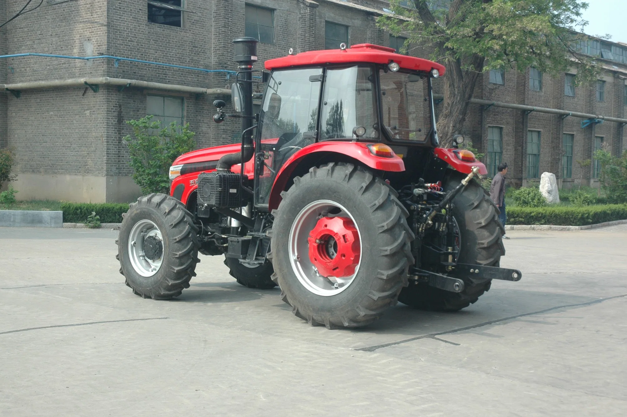 WUZHENG Senior Professional Affordable Agricultural Machinery Tractor for Farm