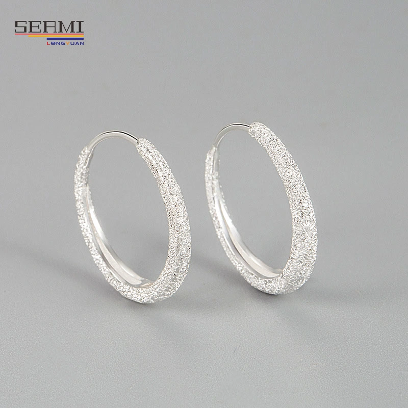 925 Silver Circle Flash Sand Star River Ear Buckle Wholesale