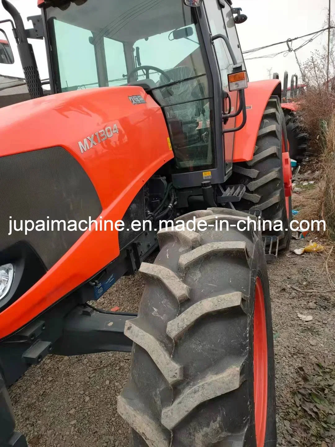 الجرار الياباني 95HP 130HP ماكينات زراعية مستخدمة في حالة جيدة
