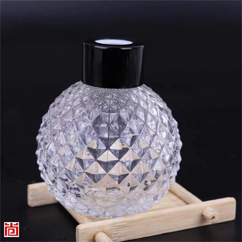 Azul claro Globe Embossed vidrio Perfume aceite Reed Diffuser para Decoración del hogar