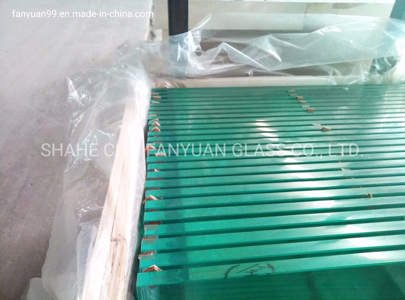 Hot Sell 12mm Ultra Clear Laminated Tempered Glass