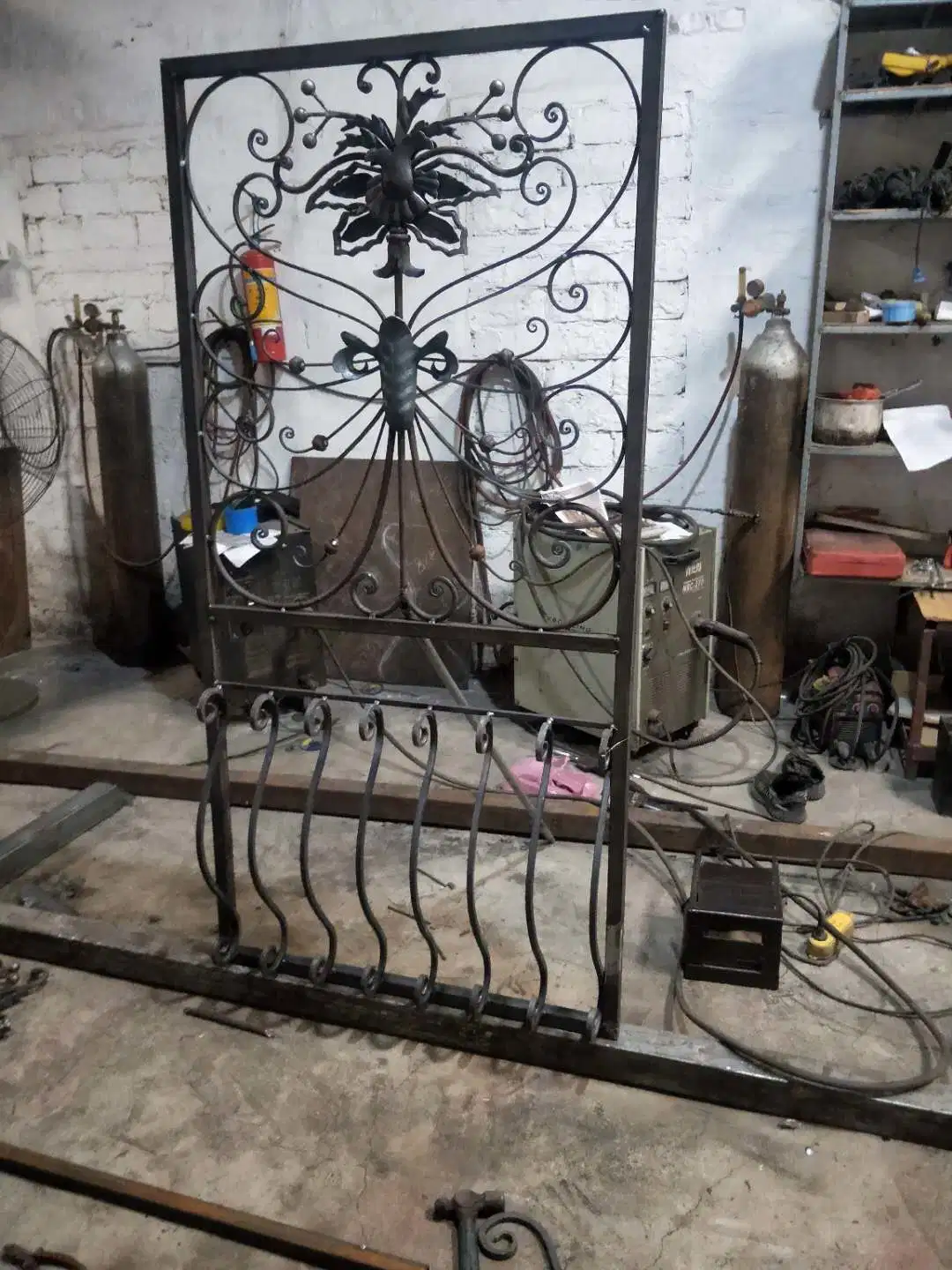 Customized A4 Steel Spiral Staircase