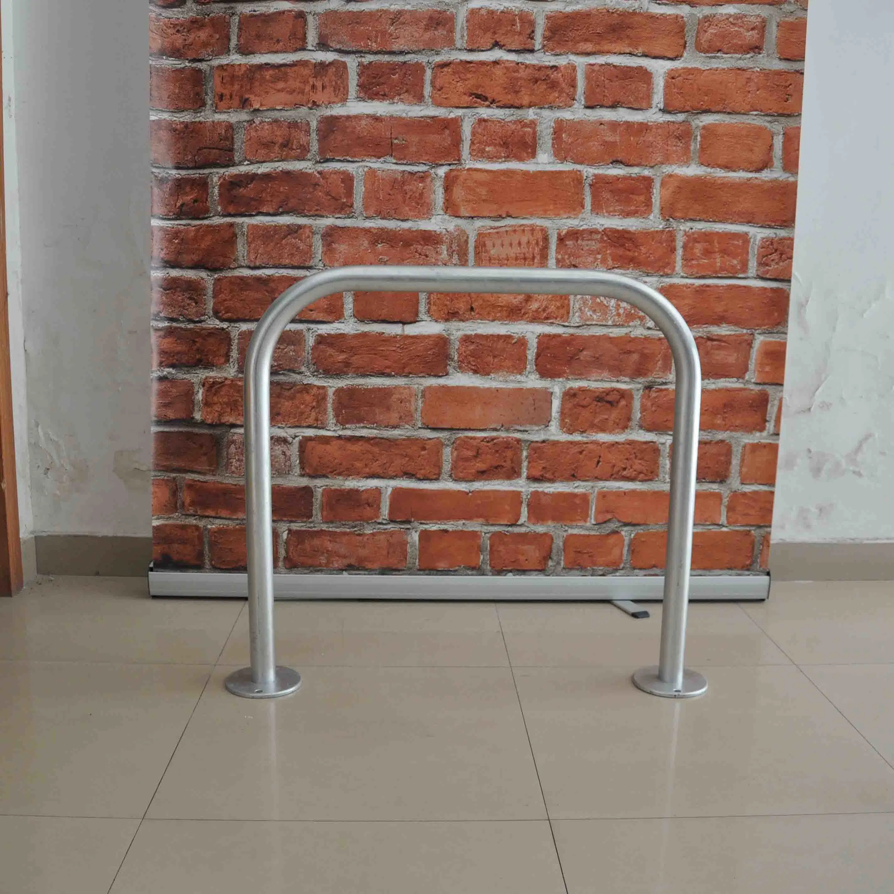 Commercial Custom U Shape Bicycle Display Parking Rack (ISO SGS TUV Approved)