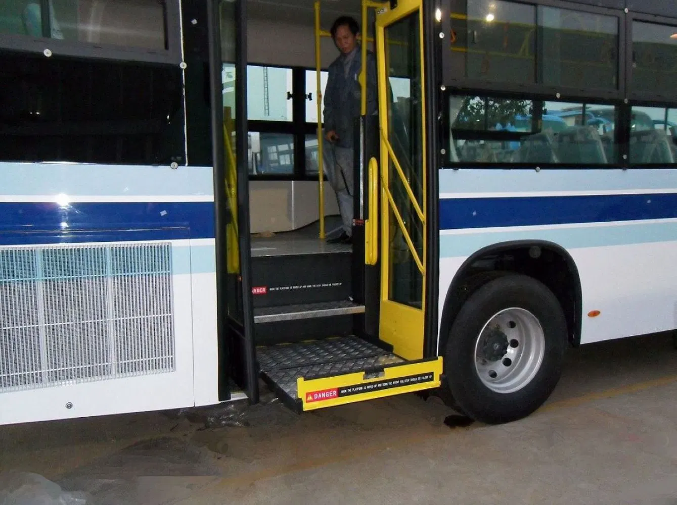 Wl-Step-800 Wheelchair Lift