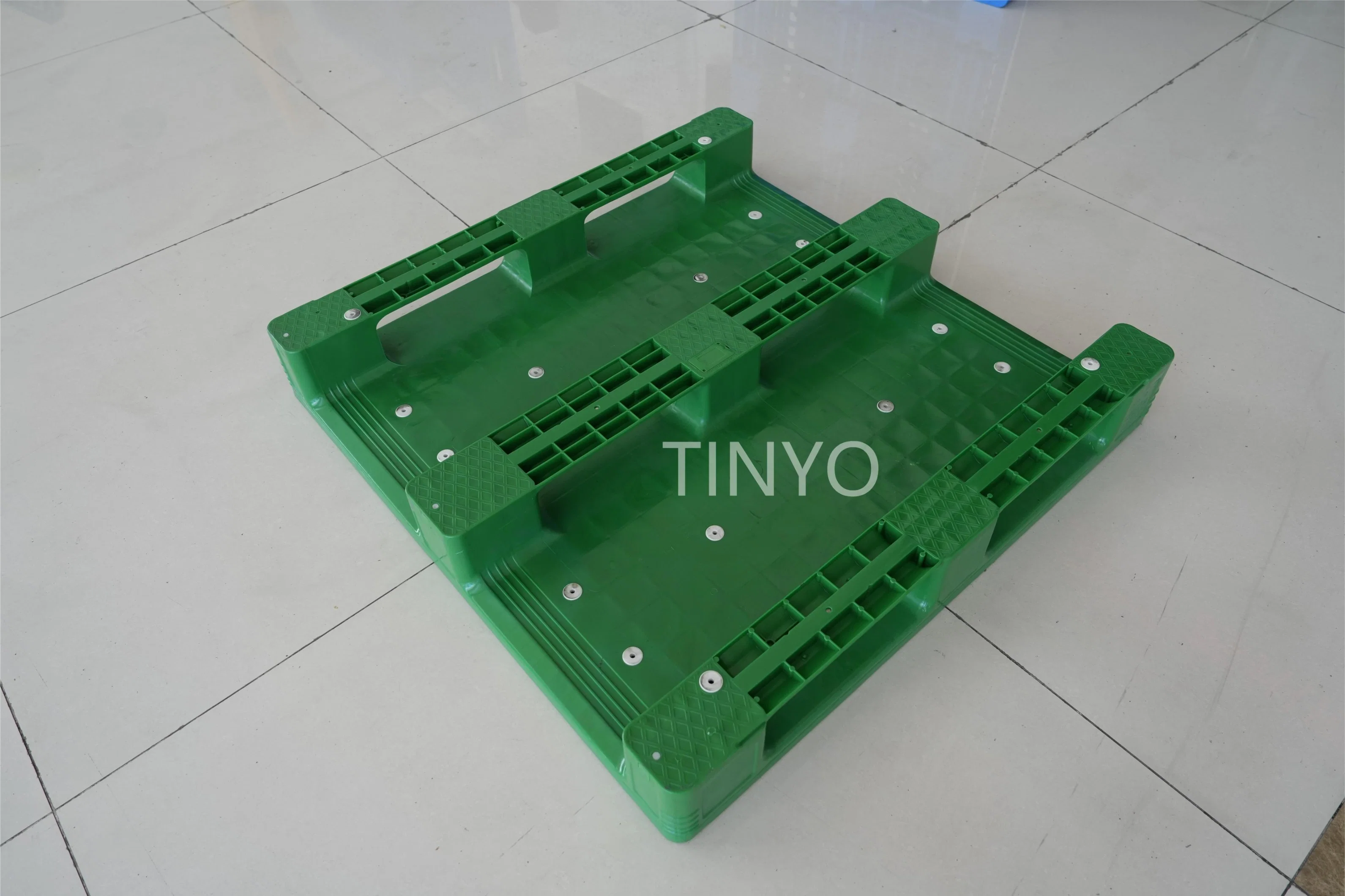 Heavy Duty Steel Reinforced Warehouse Plastic Pallet for Sale with Competitive Price