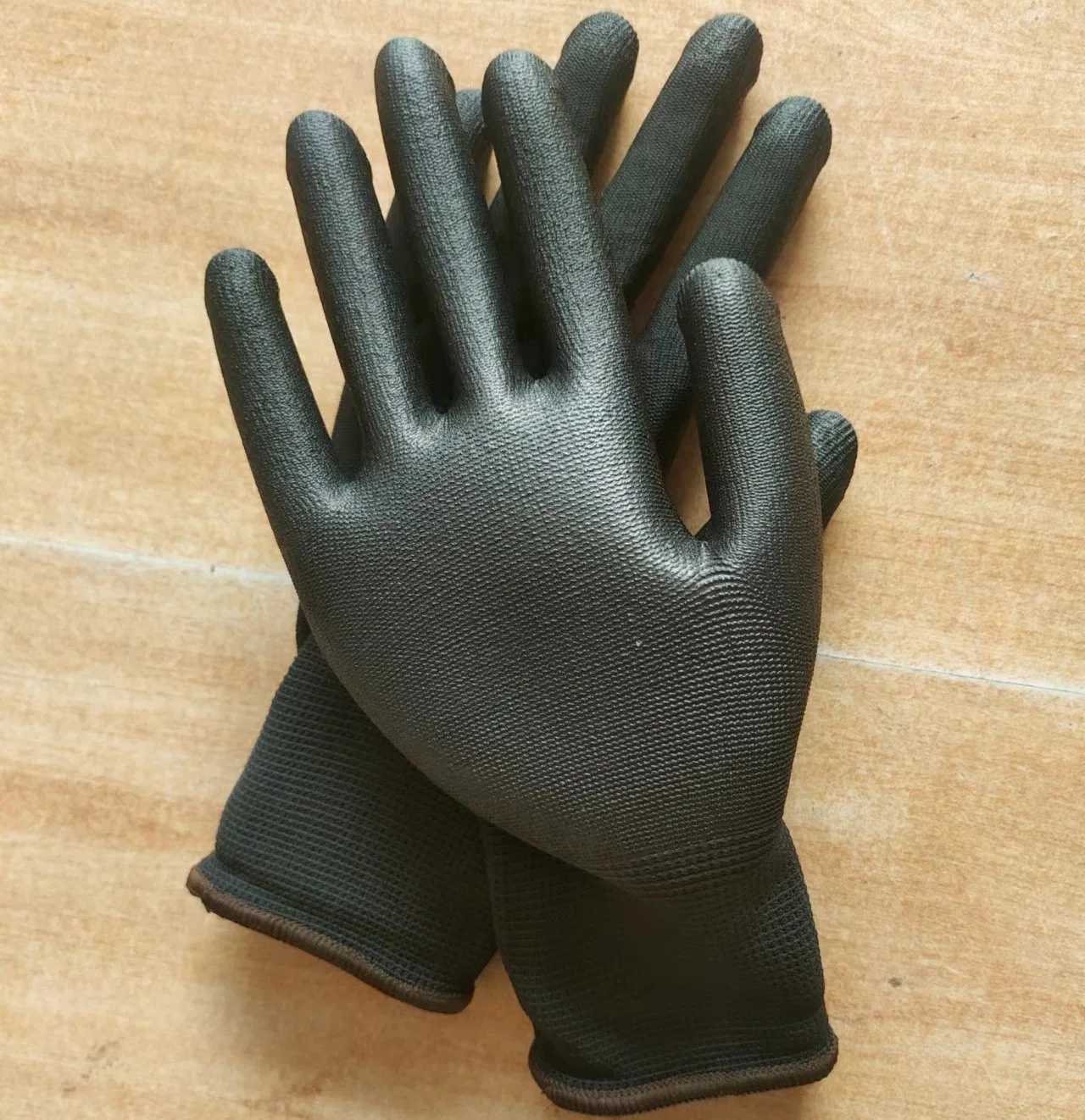 Black Polyester Knitted PU Palm Coating Work Gloves