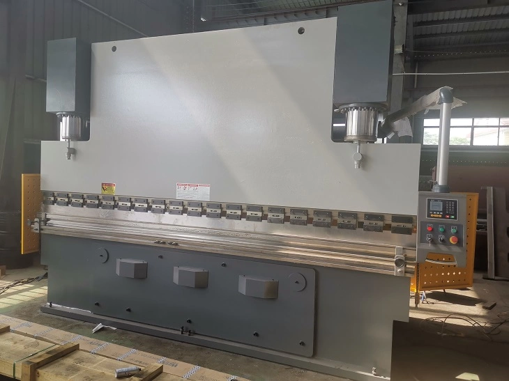 300t/4000 Nc Hydraulic Press Bending Machine for Bending Metal Sheet
