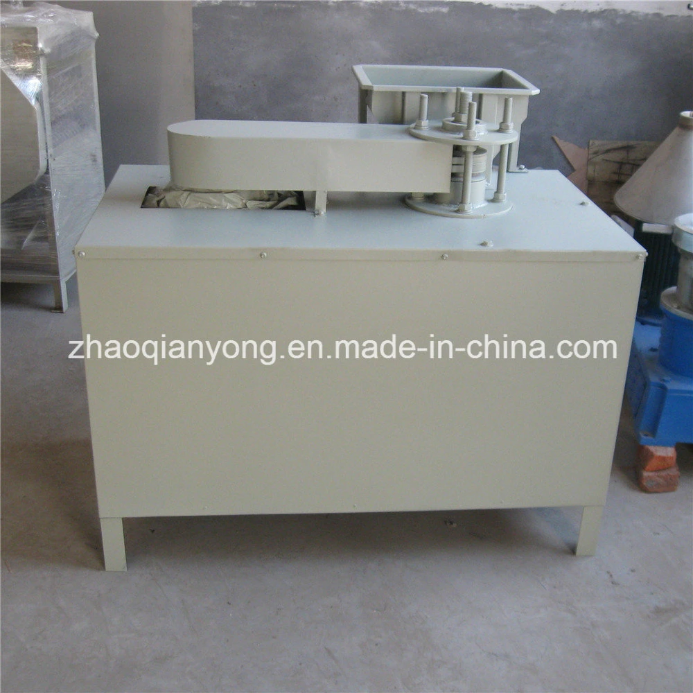 300-800kg/H Hot Sale Factory Price Single Unit Walnut Cracking Machine