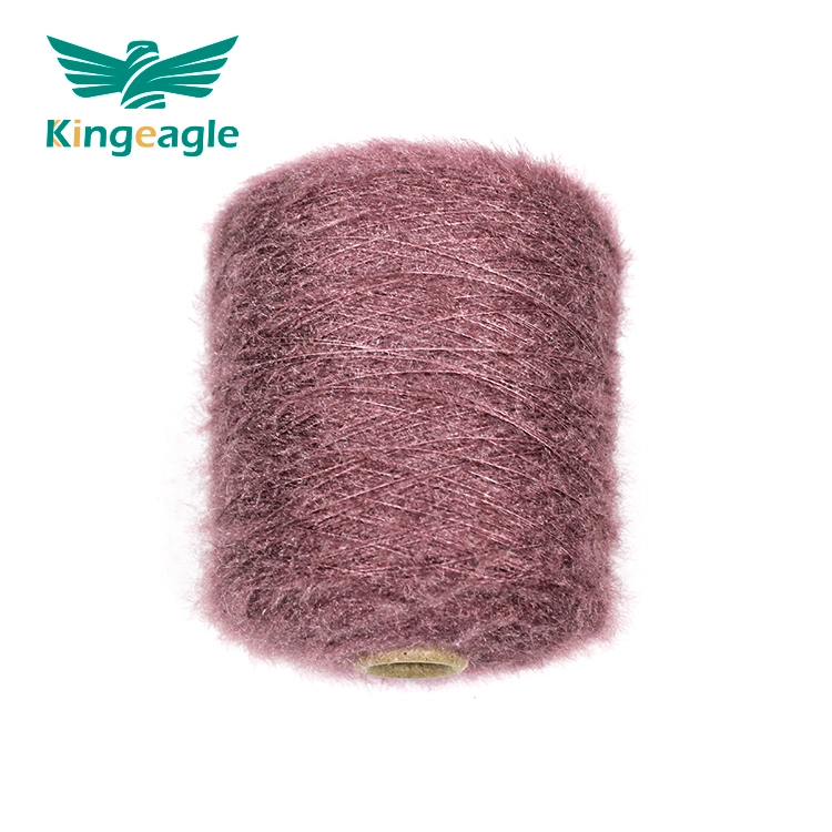 Kingeagle Super suave sensación de pelo de gato Fancy Feather Yarn para Tejer